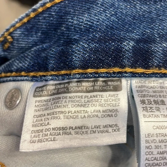Levi’s 550 Mens blue jeans - Picture 9 of 14